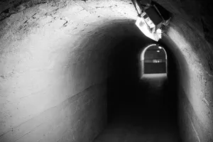 隧道、煤仓、urbex、灯光、荧光灯、道路、建筑、墙壁建筑特征