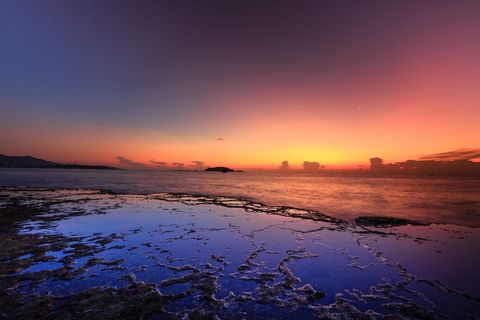 黄金时段的水坑