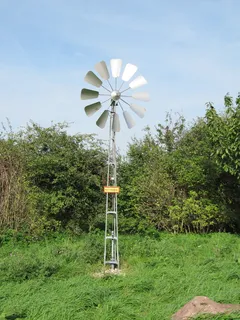 风车、风力发电、水泵、灌溉、水、泵、工厂、替代能源 风车、风力发电、水泵、灌溉、水、泵、工厂、替代能源