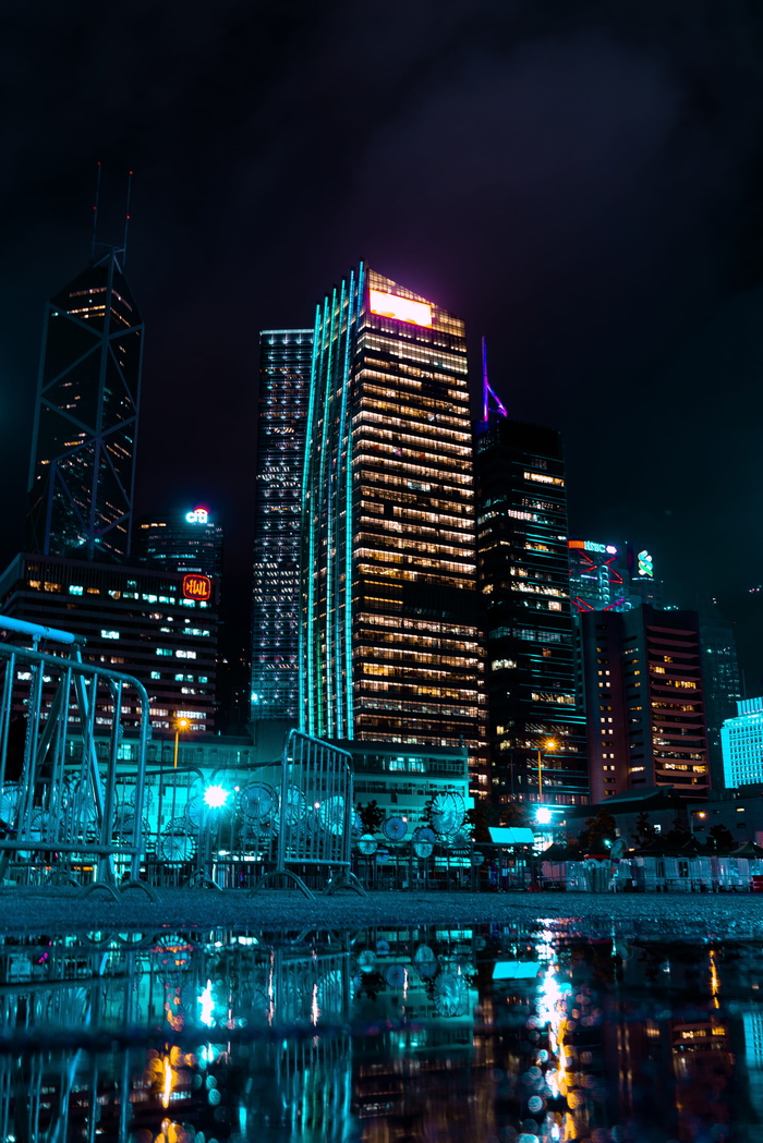 夜间城市天际线