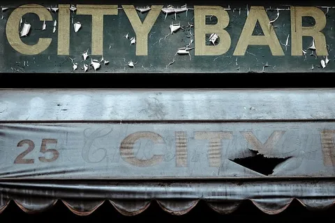 城市酒吧标牌，城市，酒吧，标牌，标识，标牌，文字，通讯