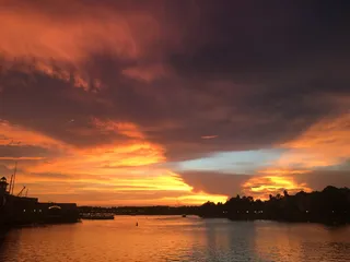 美国，奥兰多，船下水-迪士尼斯普林斯市场，史诗，日落，视图，夏天，太阳