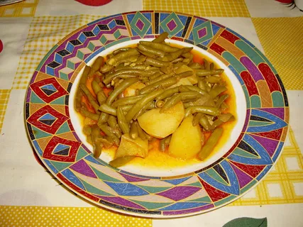 青豆、煮土豆、希腊食品、蔬菜、希腊菜、食品、食品和饮料、新鲜度 青豆、煮土豆、希腊食品、蔬菜、希腊菜、食品、食品和饮料、新鲜度