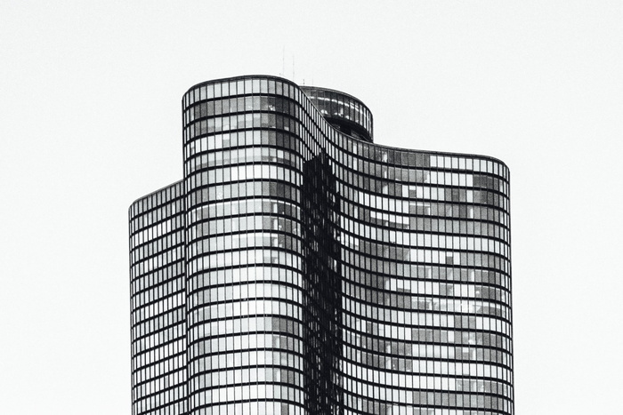 白色背景，没有人，建筑，建造结构，工业，低角度视图，天空，工作室拍摄