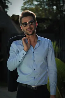 男式蓝色连衣裙衬衫