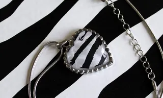 采购产品吊坠，心，条，珠宝，黑色和白色，装饰品，装饰，链