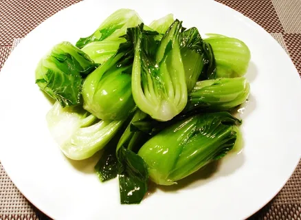 素煎上海绿、汤匙菜、蓝梗菜、小汤菜、健康饮食、食品、食品和饮料、蔬菜 素煎上海绿、汤匙菜、蓝梗菜、小汤菜、健康饮食、食品、食品和饮料、蔬菜