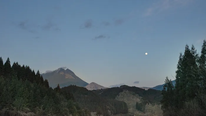 非城市场景、大气情绪、云景、摄影、光-自然现象、日出-黎明、白天、无人