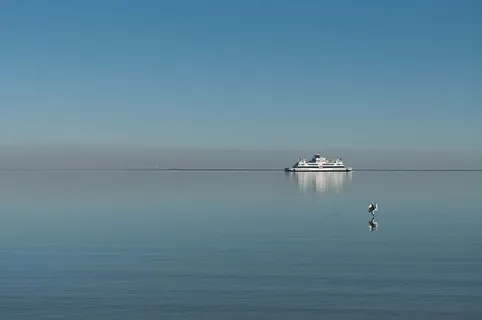 海,安静,天空,海岸,北海,平静的海,海滩,船 海,安静,天空,海岸,北海,平静的海,海滩,船