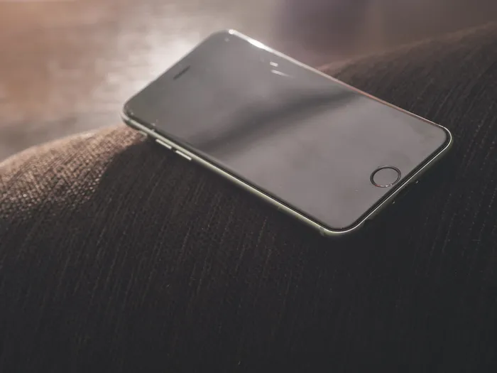 space、灰色、iphone 6、棕色、沙发、Ios、iphone、Itunes