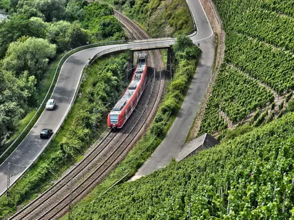 景观、火车、铁路、葡萄园、萨尔、自然、交通、道路 景观、火车、铁路、葡萄园、萨尔、自然、交通、道路