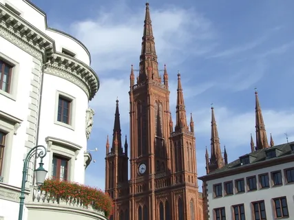 dom、威斯巴登、塔楼、建筑外部、建筑、已建结构、建筑、低角度视图 dom、威斯巴登、塔楼、建筑外部、建筑、已建结构、建筑、低角度视图