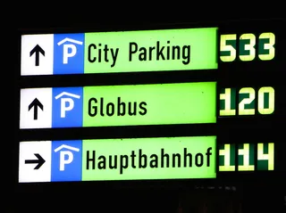 投影仪、家庭公园、停车场、信息板、bright、机场、旅游、通信