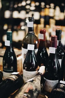 什锦标签玻璃酒瓶批次 什锦标签玻璃酒瓶批次