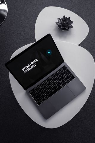 捷克，布拉格，笔记本电脑，桌子，技术，无线技术，室内，电脑