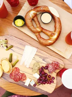 面包,食品,饼干,椒盐卷饼,植物,零食,水果,糖果 面包,食品,饼干,椒盐卷饼,植物,零食,水果,糖果