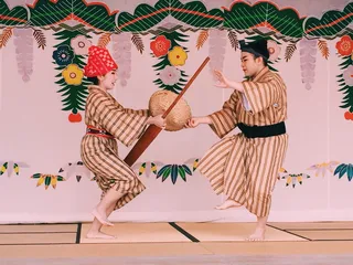 日本，那霸市，shurijo城堡，舞者，琉球，琉球舞蹈，表演者，服装