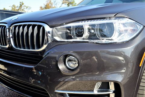 黑色宝马汽车、二手车、宝马x5、suv、前照灯、前照灯、格栅、前照灯 黑色宝马汽车、二手车、宝马x5、suv、前照灯、前照灯、格栅、前照灯