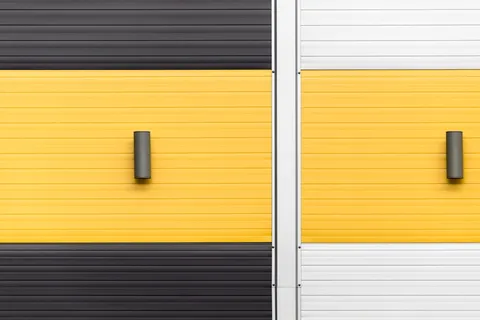 黄色、白色和黑色面板 黄色、白色和黑色面板