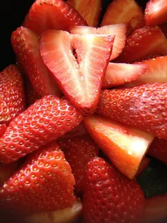 草莓、红色、水果、夏季、自然、营养、新鲜、多汁 草莓、红色、水果、夏季、自然、营养、新鲜、多汁