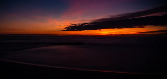 白天的海边和云 白天的海边和云