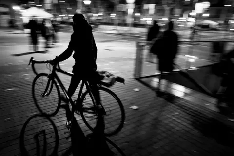 车轮、机器、运输、自行车、车辆、自行车、人、人