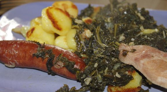 羽衣甘蓝，烟熏猪排，炸土豆，吃，丰盛，梅特赫斯特，食物，美味