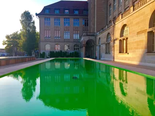 建筑、水中、旅游、道路、建筑、城市、大学