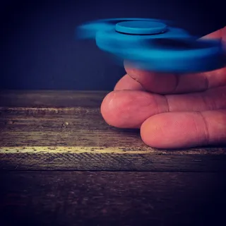 模糊，色彩，享受，烦躁的旋转，乐趣，手，虚无，光