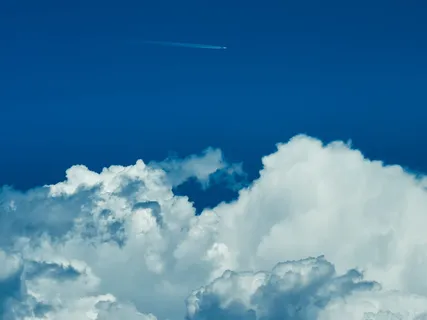 天空,云,飞机,云天,自然之美,蓝色,风景-自然,宁静 天空,云,飞机,云天,自然之美,蓝色,风景-自然,宁静