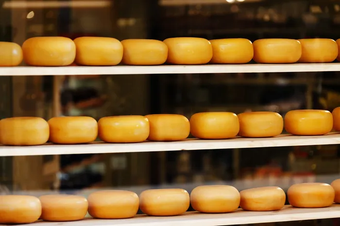 烘焙、面包、货架、奶酪、奶酪、圆形、圆形、乳制品