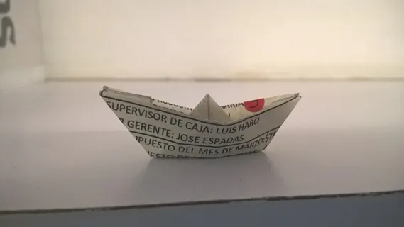 纸船，折纸，纸，艺术和工艺，工艺，文字，创意，特写