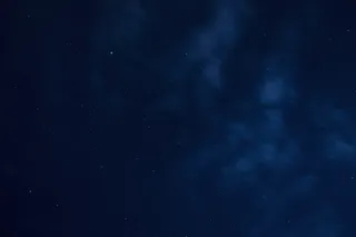 显示星星的夜景