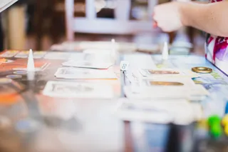 用塔罗牌阅读未来的人