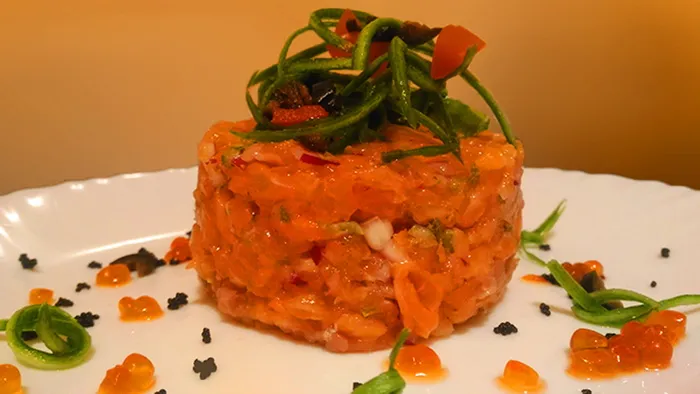 三文鱼，鞑靼，餐厅，美味，厨房，结束，盘子，食物