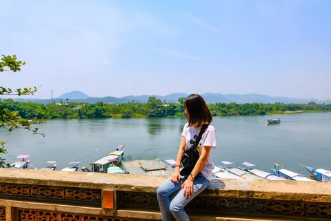 景观,越南,顺化市,河流,女孩,港口,水,真人 景观,越南,顺化市,河流,女孩,港口,水,真人