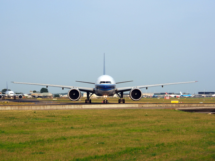 中国南方航空公司，波音777，飞机，飞机，滑行，机场，运输，航空