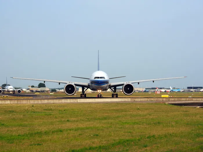 中国南方航空公司，波音777，飞机，飞机，滑行，机场，运输，航空