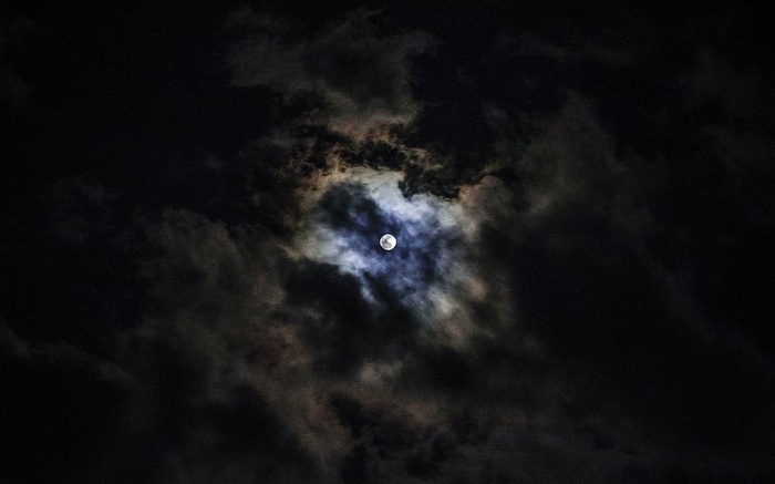 满月，月亮，自然，风景，云朵，天空，黑暗，夜晚