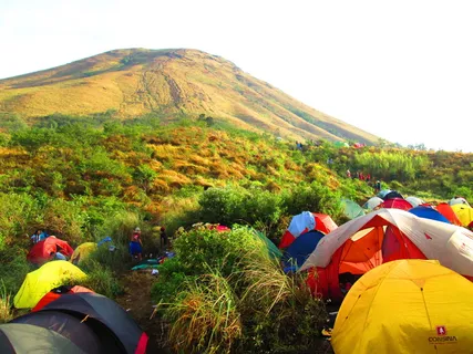 印尼语、登山、攀登、东爪哇、营地、帐篷、早晨、人群 印尼语、登山、攀登、东爪哇、营地、帐篷、早晨、人群