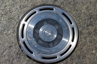 喷泉、喷嘴、气泡、水、压力、金属、圆、几何形状