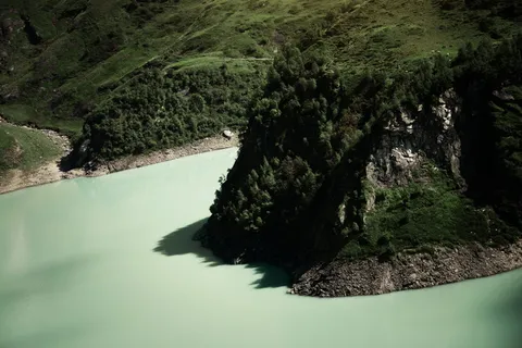 沿海岸的悬崖 沿海岸的悬崖