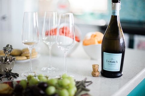 玻璃杯和起泡酒/香槟 玻璃杯和起泡酒/香槟