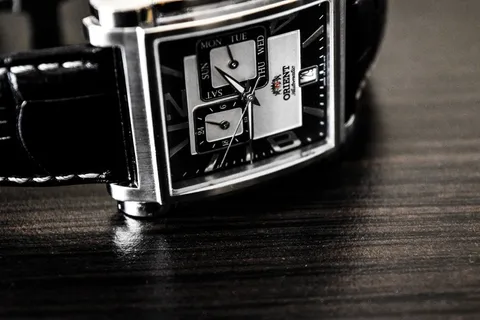 手表,时间,自动,时钟,模拟,钟表,桌子,特写 手表,时间,自动,时钟,模拟,钟表,桌子,特写