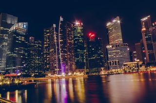 高层建筑夜间摄影