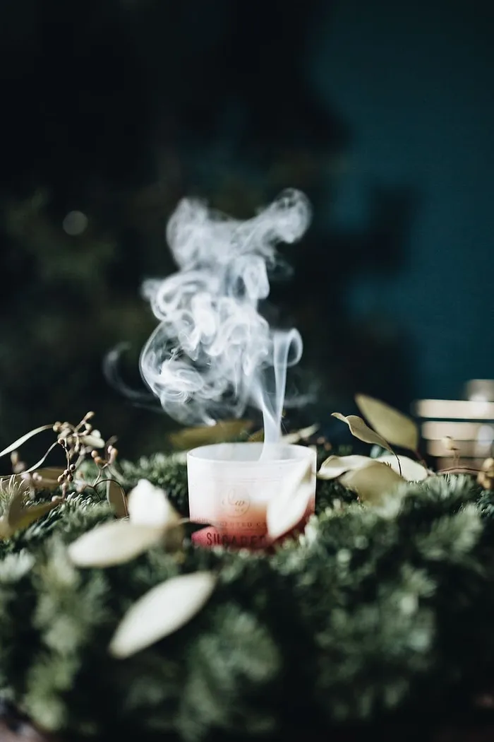 蜡烛和花环