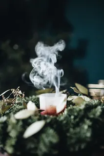 蜡烛和花环 蜡烛和花环