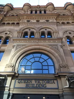 维多利亚女王大厦，澳大利亚悉尼，建筑，地标，市中心，历史，新南威尔士州