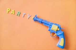 聚会，左轮手枪，手枪，射击，文字，单词，手枪