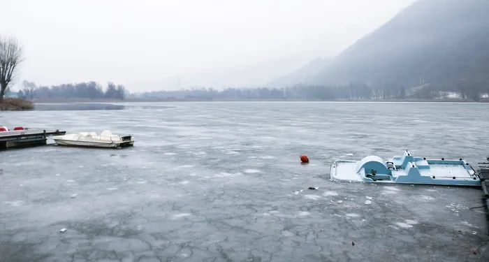 船，运输，车辆，冰，自然，户外，船艇，船舶